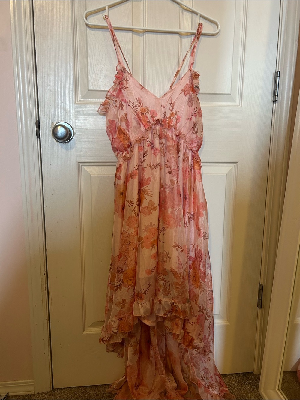 chic Blush Floral Ruffled High-Low Maxi Dress